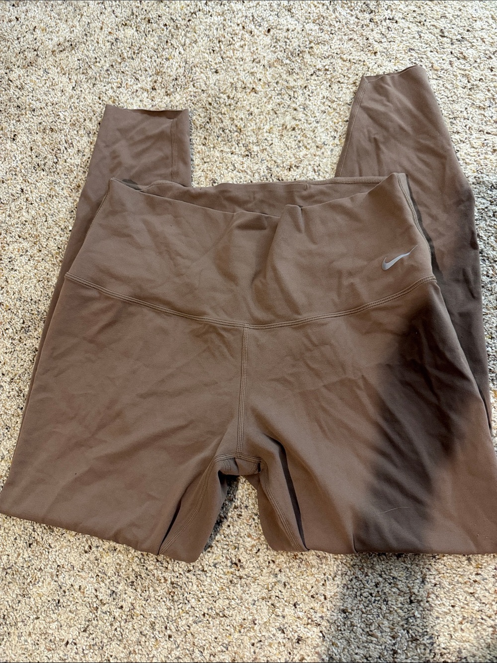 Women’s Nike Zenvy Brown High-Rise Leggings with Swoosh
